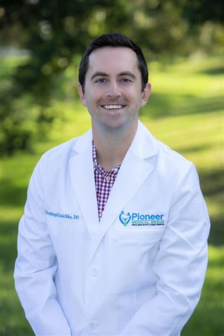 Dr. Christopher Yanichko, DO – Naples, FL