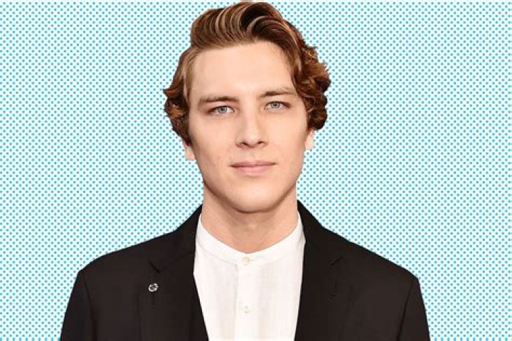 Cody Fern Height, Weight, Net Worth, Age, Birthday, Wikipedia, Who, Nationality, Biography
