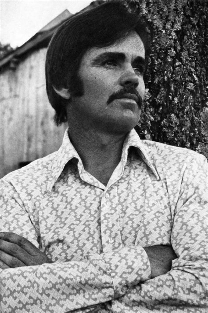 Cormac McCarthy Biography - Facts, Childhood, Family Life & Achievements