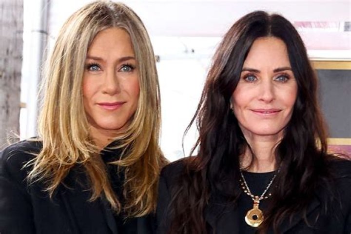 Courteney Cox Thinks Jennifer Aniston And Brad Pitt’s Reunion Was ‘Beautiful’ But Not For The Same Reason As Everyone Else!