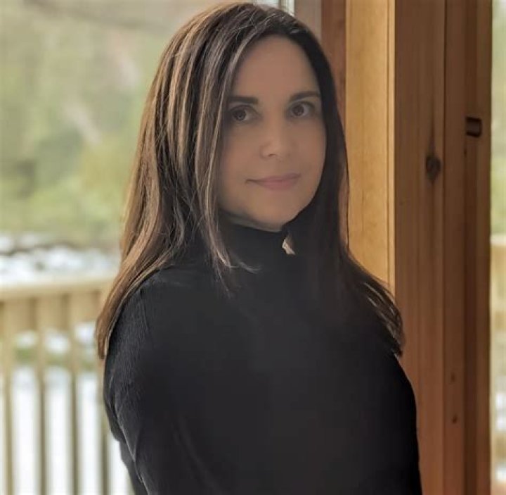 Dana Hughes – Nashville, TN