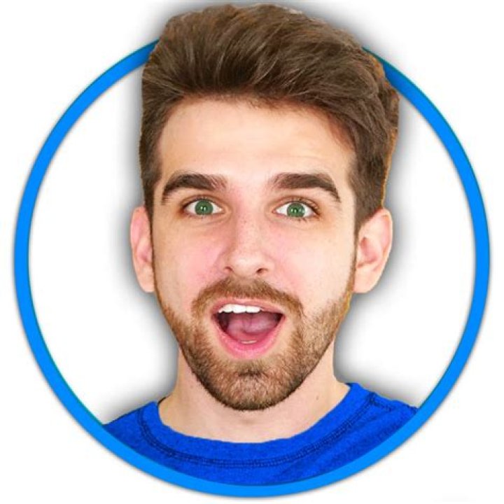 Daniel Gizmo - Bo, Facts, Family Life & Career