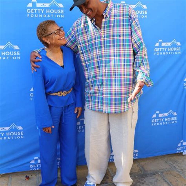 David Adefeso Impresses Fans With Footage From His Vacation Spot