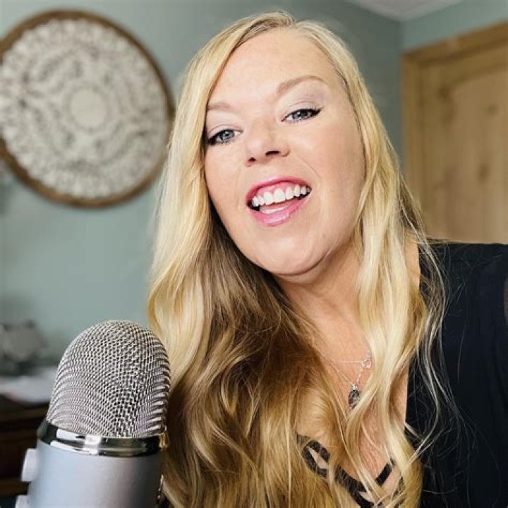 Dr. Debra Larson, MD – Cambridge, MN