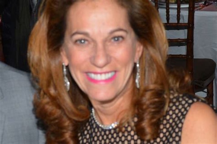 Debrah Lee Charatan: Everything To Know About The Businessman Wife