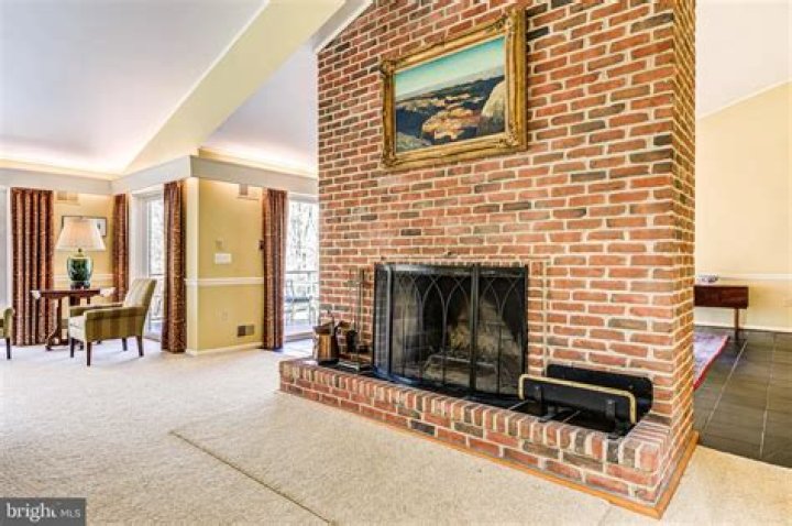 Dr. Delton Hall, MD – Lubbock, TX