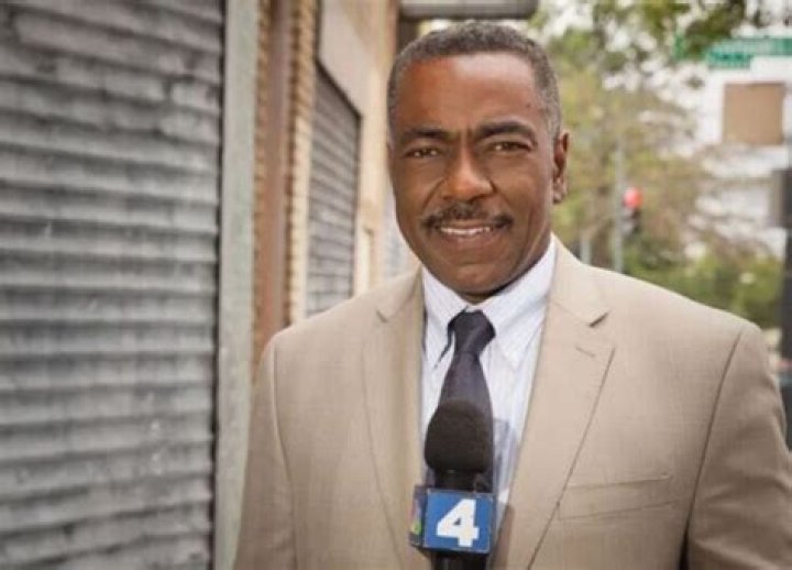 
Derrick Ward Height, Weight, Net Worth, Age, Birthday, Wikipedia, Who, Instagram, Biography 