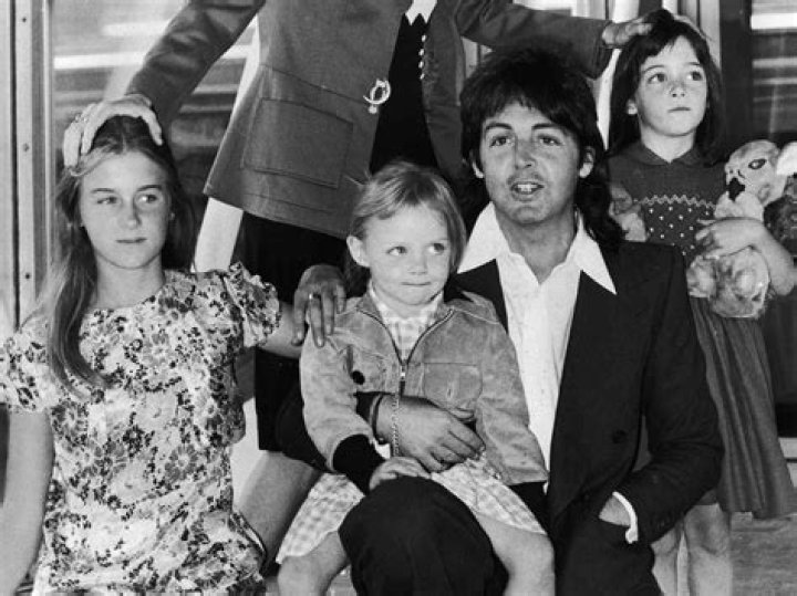 Did Linda McCartney have a child before she married Paul McCartney?