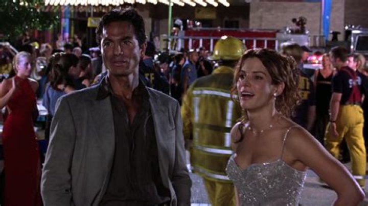 Did Sandra Bullock date Benjamin Bratt? – Celebrity