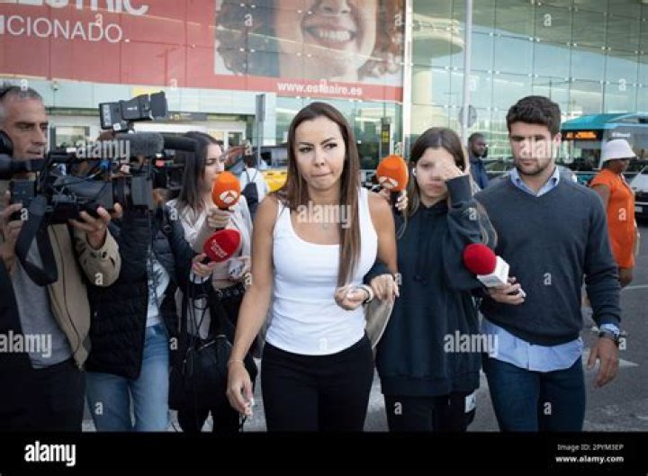 Dinora Santana - Bio, Facts, Family Life of Ex-wife of Dani Alves