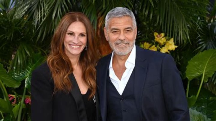 
Do George Clooney and Julia Roberts Recall Their 22-year Friendship? 