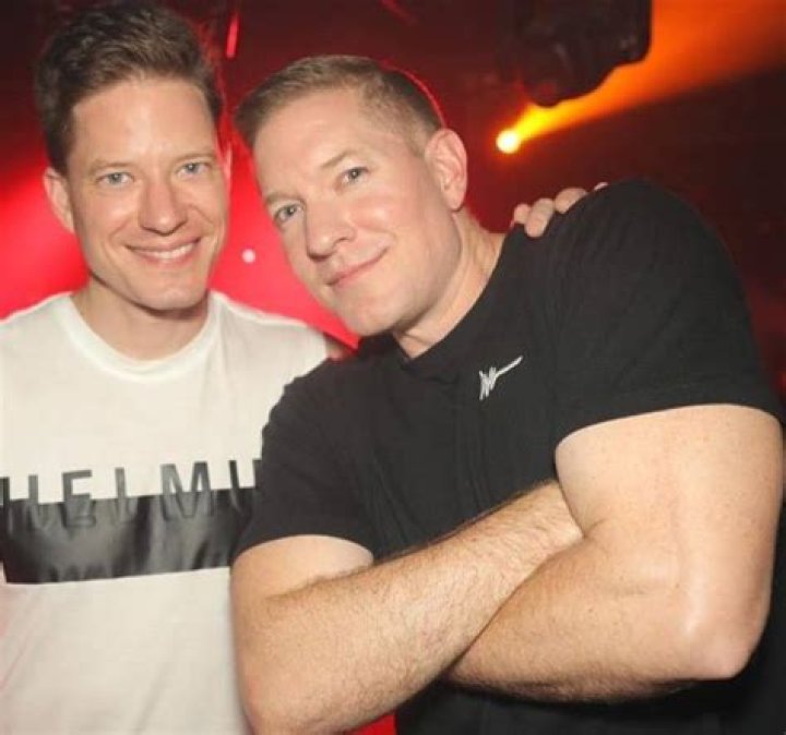 Does Joseph Sikora Have A Twin? – Celebrity