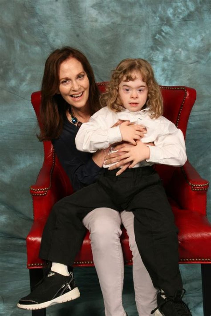 Does Lesley Ann Warren have kids? – Celebrity