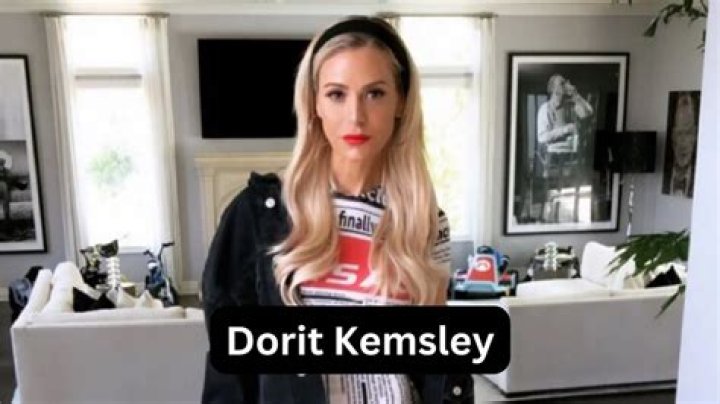 Dorit Kemsley Net Worth -How Much Money Does She Make?