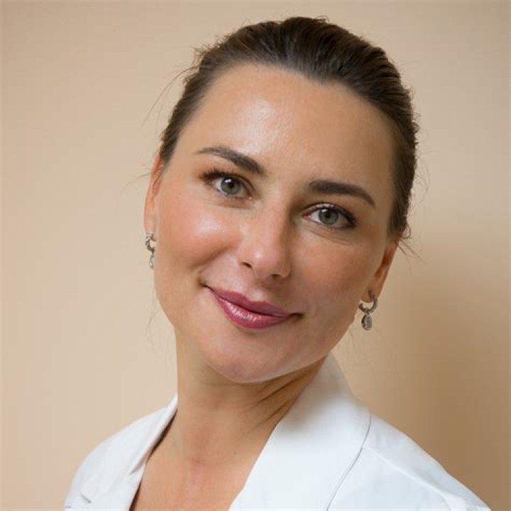 Dr. Dorota Hawksworth, MD – Bethesda, MD