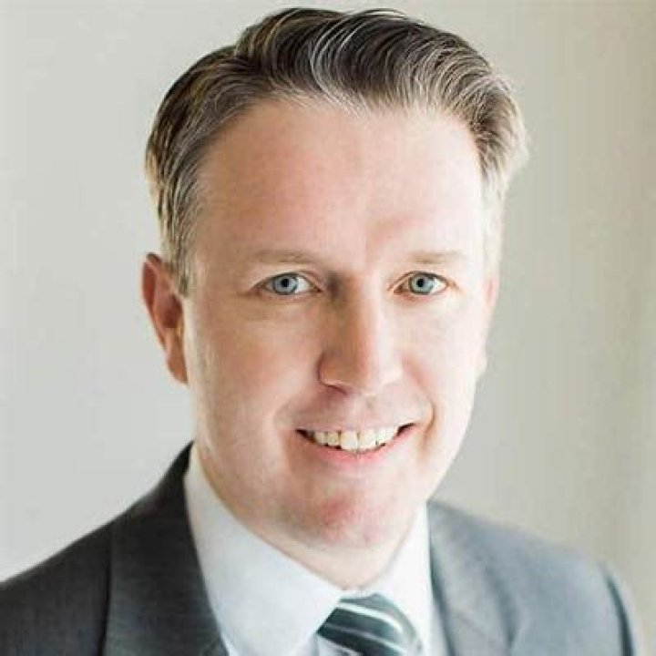 Dr. Douglas Henstrom, MD – Iowa City, IA