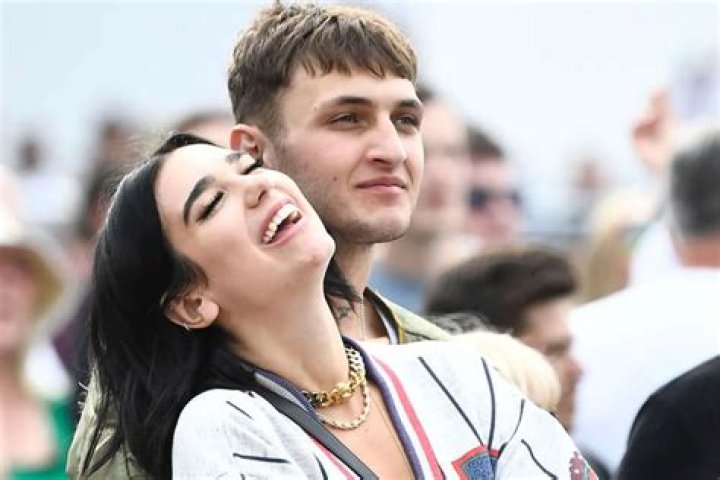 Dua Lipa Opens Up About Being In Quarantine With BF Anwar Hadid – Reveals He ‘Misses’ His Family!