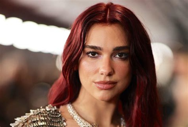 Dua Lipa Biography - Facts, Childhood, Family Life & Achievements