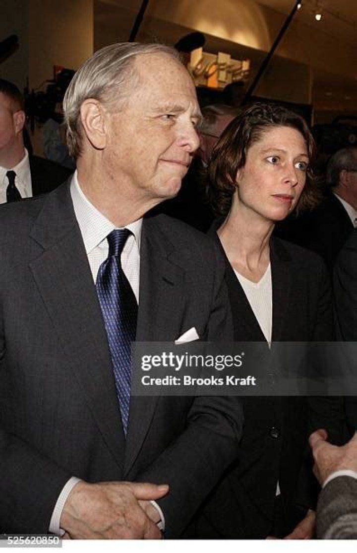 Edward Johnson III wife: Meet his partner Elizabeth Johnson