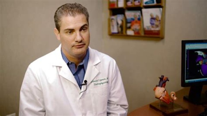 Dr. Edward Lipman, MD – Aurora, IL
