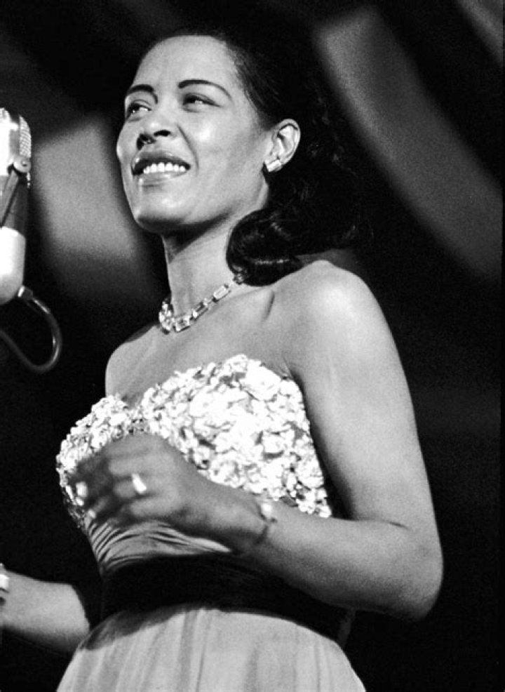 Billie Holiday Biography - Facts, Childhood, Family Life & Achievements
