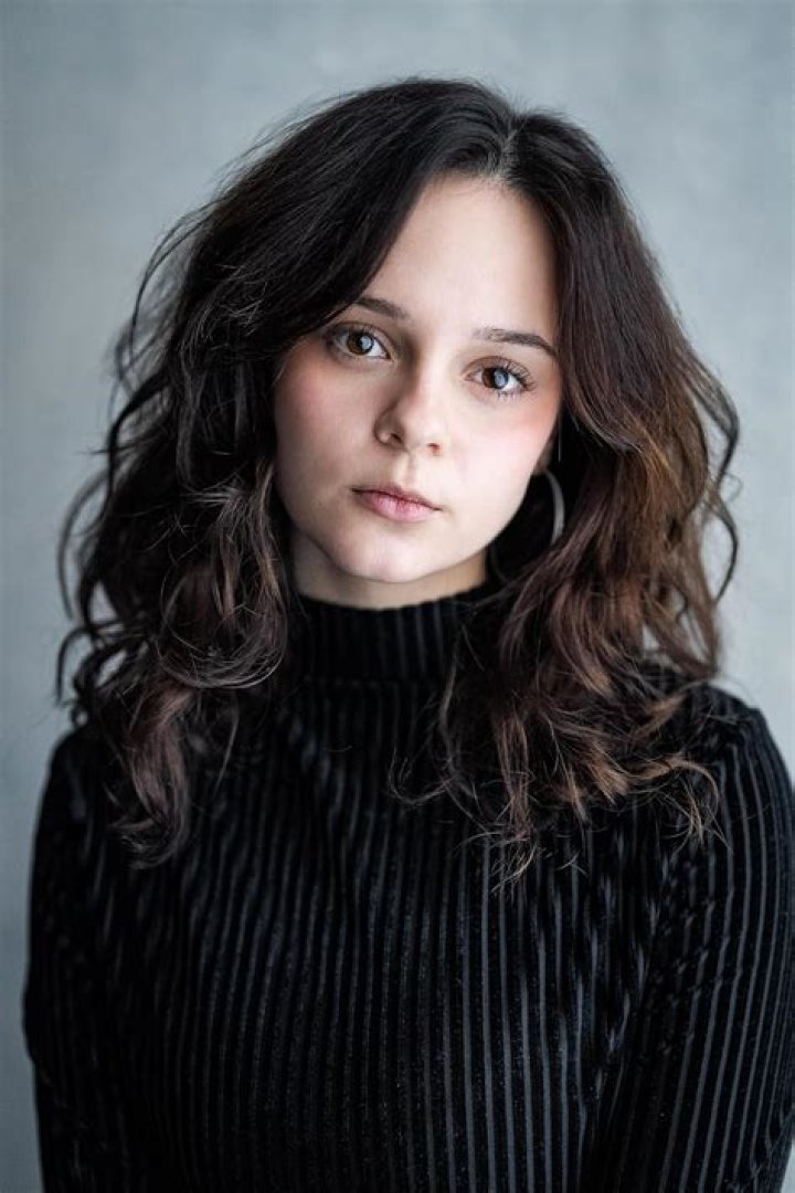 Eloise Little Wiki, Age, Height, Parents & Net Worth