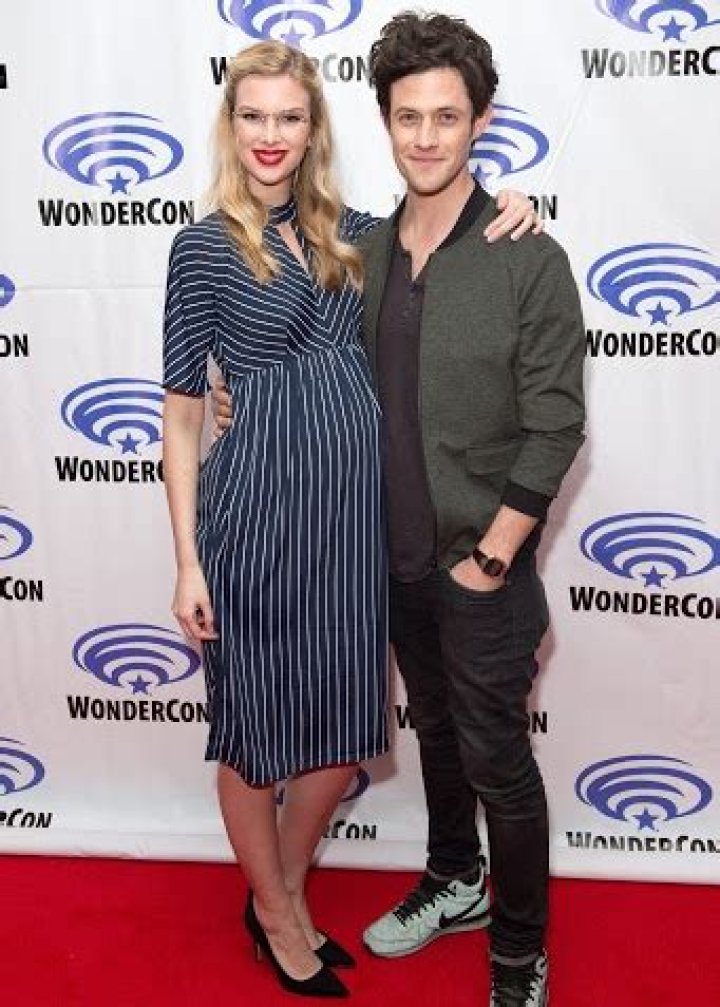 Emma Ishta Measurements Height Weight Shoe Size Stats Facts Family