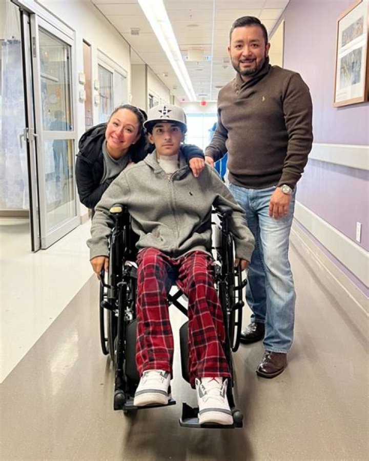 
Erik Cantu Health Condition: San Antonio Police Officer Shot 17 Year Old Eating Burger, Parents And Case Update 
