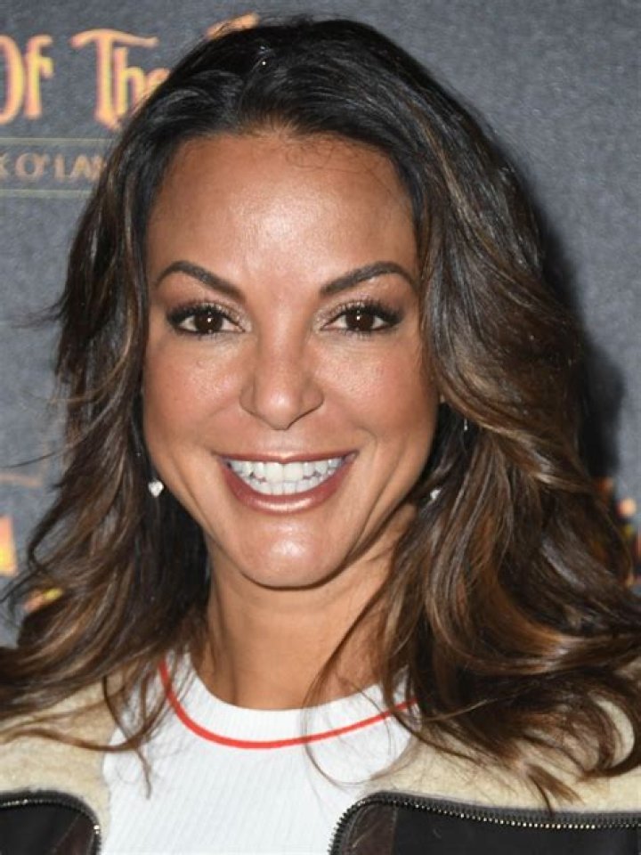 Eva LaRue Biography - Facts, Childhood, Family Life & Achievements