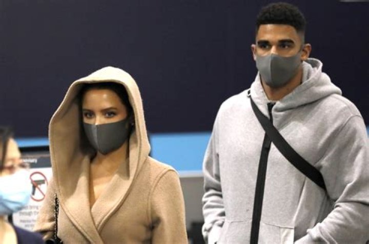 
Evander Kane’s Wife 2022: Is He Married To His Girlfriend, Mara Teigen After Divorce With Anna Kane? 