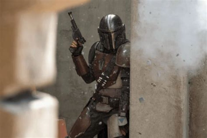 Fans Demand ‘The Mandalorian’ Trailer After ‘Star Wars Celebration’ — Watch Sunday Panel Video