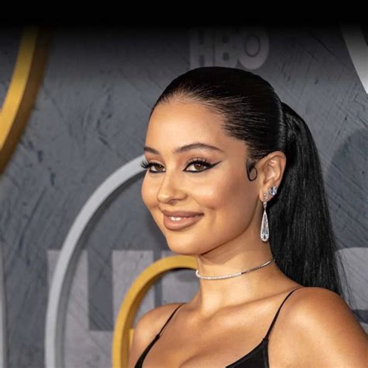 Flammedepigalle Real Name Sharon Alexie E: Age, Wiki, Instagram