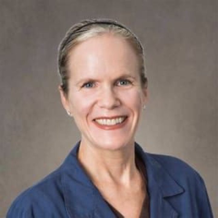 Dr. Gayle McCloskey, MD – Morris, IL