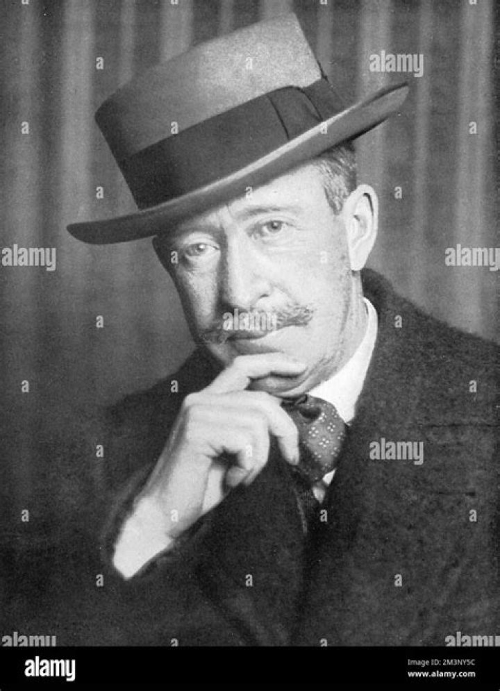 George Edward Stanhope Molyneux Herbert, 5th Earl Of Carnarvon Biography