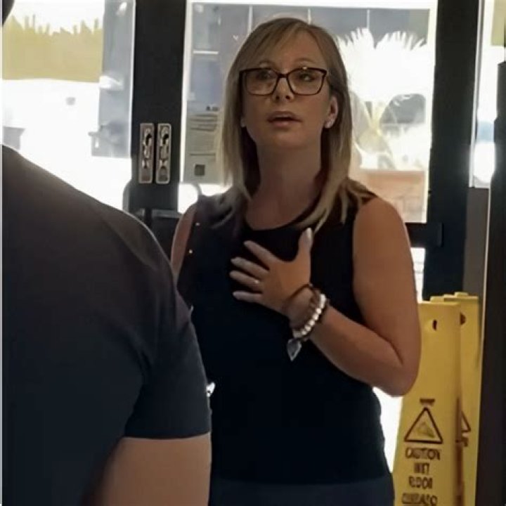 Gina Aiello Wiki, Age, Husband, Kids, Education, Salary and More