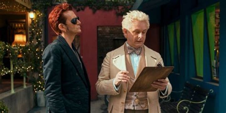Good Omens EP Addresses Whether Aziraphale And Crowley Are Gay