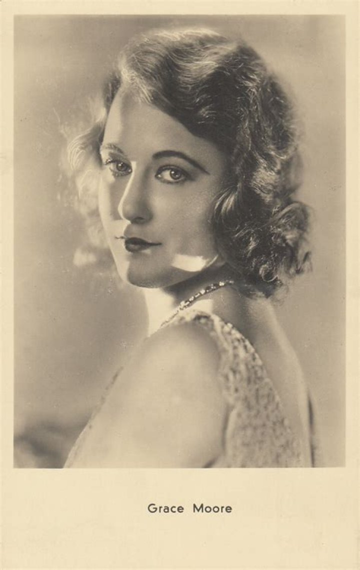 Grace Moore Biography - Childhood, Life Achievements & Timeline