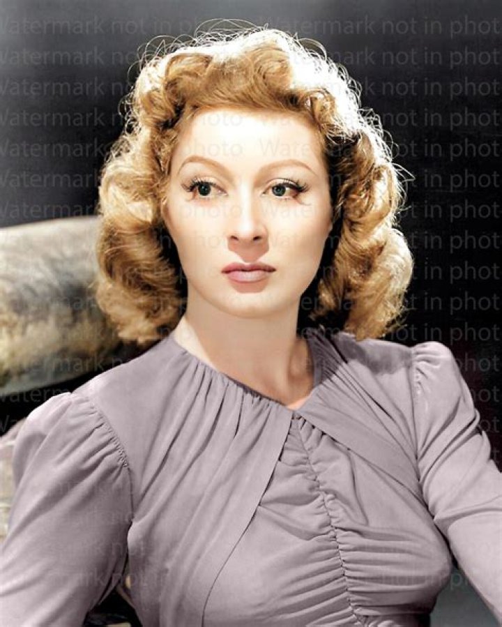 Greer Garson Biography - Facts, Childhood, Family Life & Achievements