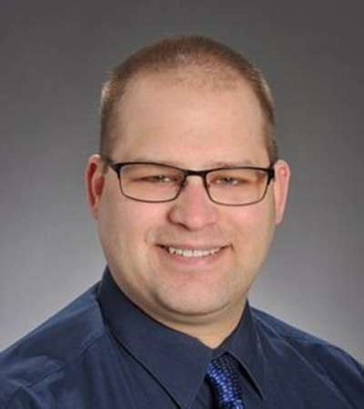 Dr. Gregory Halenda, MD – Milwaukee, WI