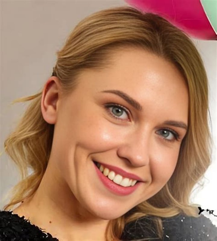 Hannah Eden Age, Wikipedia, Biography Height, Weight, Net Worth and more