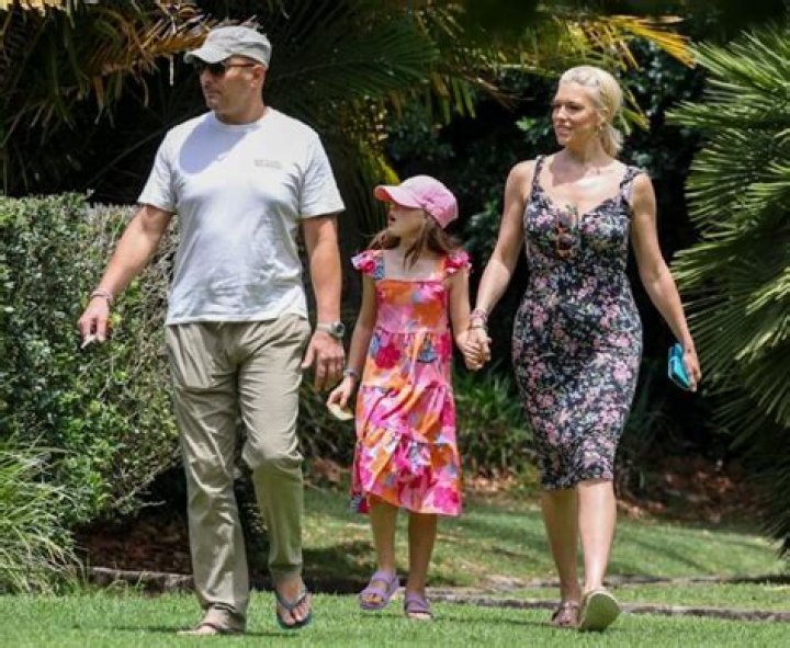 Hannah Waddingham family, husband, children, parents, siblings