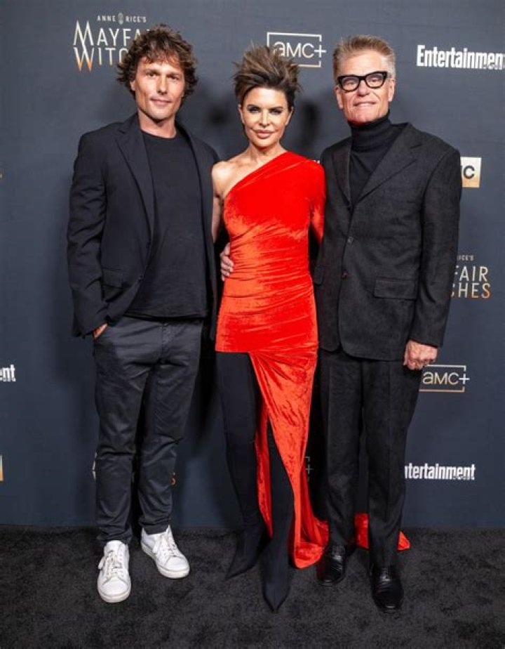 Harry Hamlin Told Lisa Rinna ‘You Can’t Do This’ When She Agreed To Join RHOBH Cast, Says He Has ‘A Divorce Lawyer On Speed Dial’