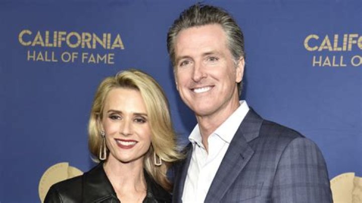 Hawk Newsome Age, Wife, Sister, Net Worth, Education, Son, Wiki, Biography