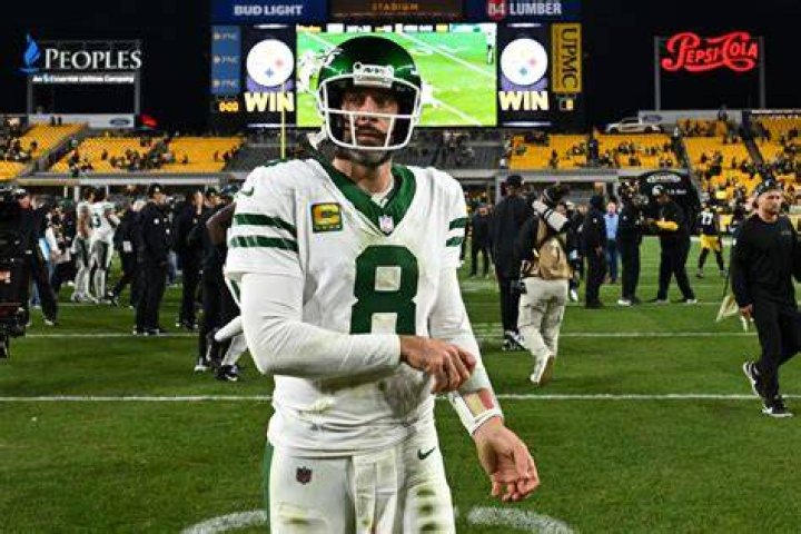 
Hilarious Aaron Rodgers x Nicolas Cage memes trend as NFL star’s appearance at Packers camp goes viral 
