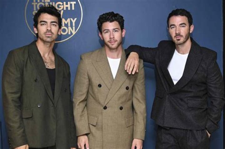 Hilary Duff Might Be Coming Back To Music; She Wants To Collab With The Jonas Brothers
