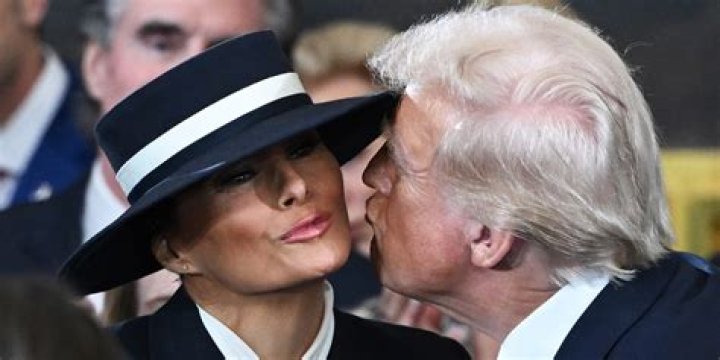 Hillary Clinton Mocks Melania Trump’s ‘Be Best’ Campaign – Advises Her To ‘Look Closer To Home!’