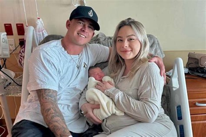 How Much Is Chloe From Siesta Key Worth? – Celebrity