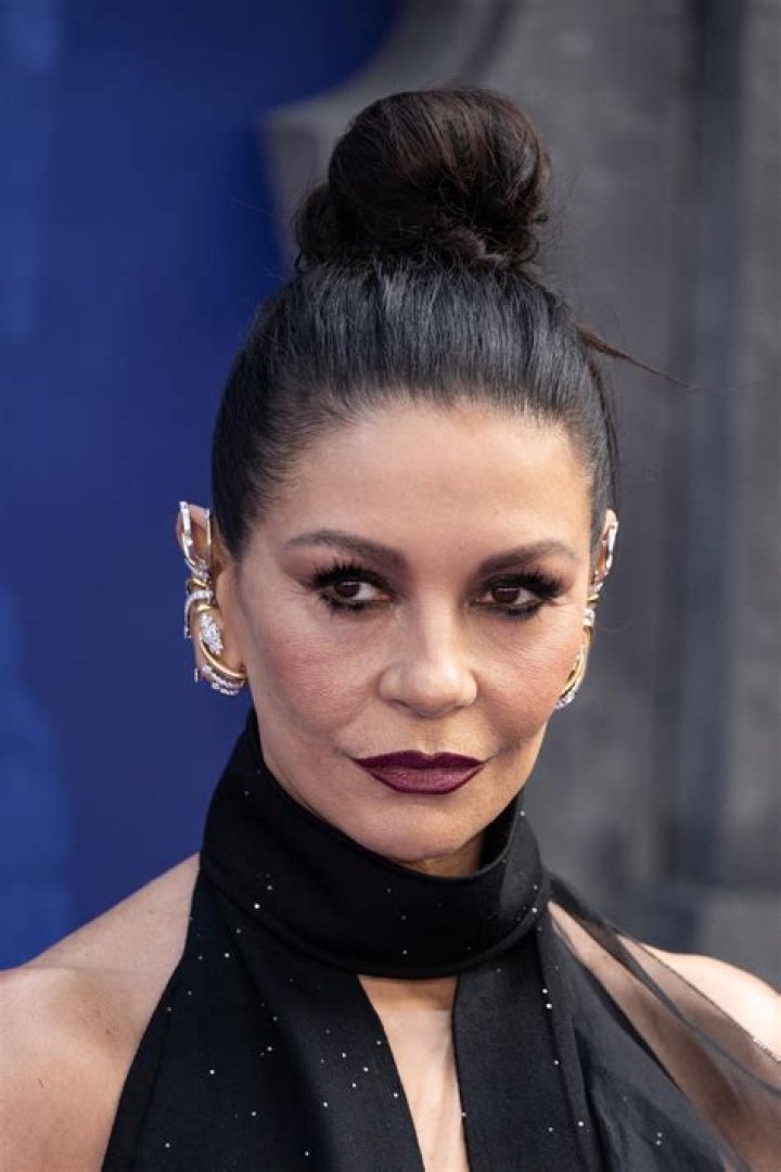 
How Much Money Does Catherine Zeta-Jones Make? Latest Income Salary
