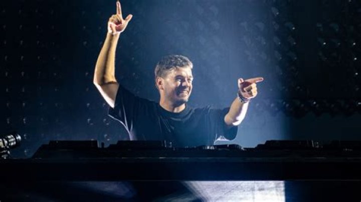 
How Much Money Does Martin Garrix Make? Latest Income Salary
