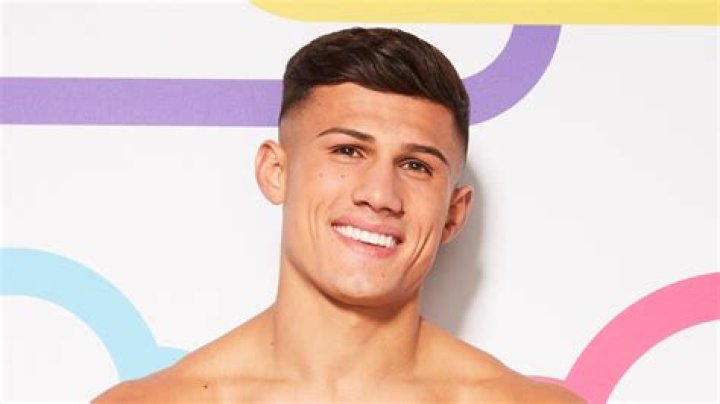 
How old is Haris Namani? Meet the Love Island season 9 contestant from Doncaster 